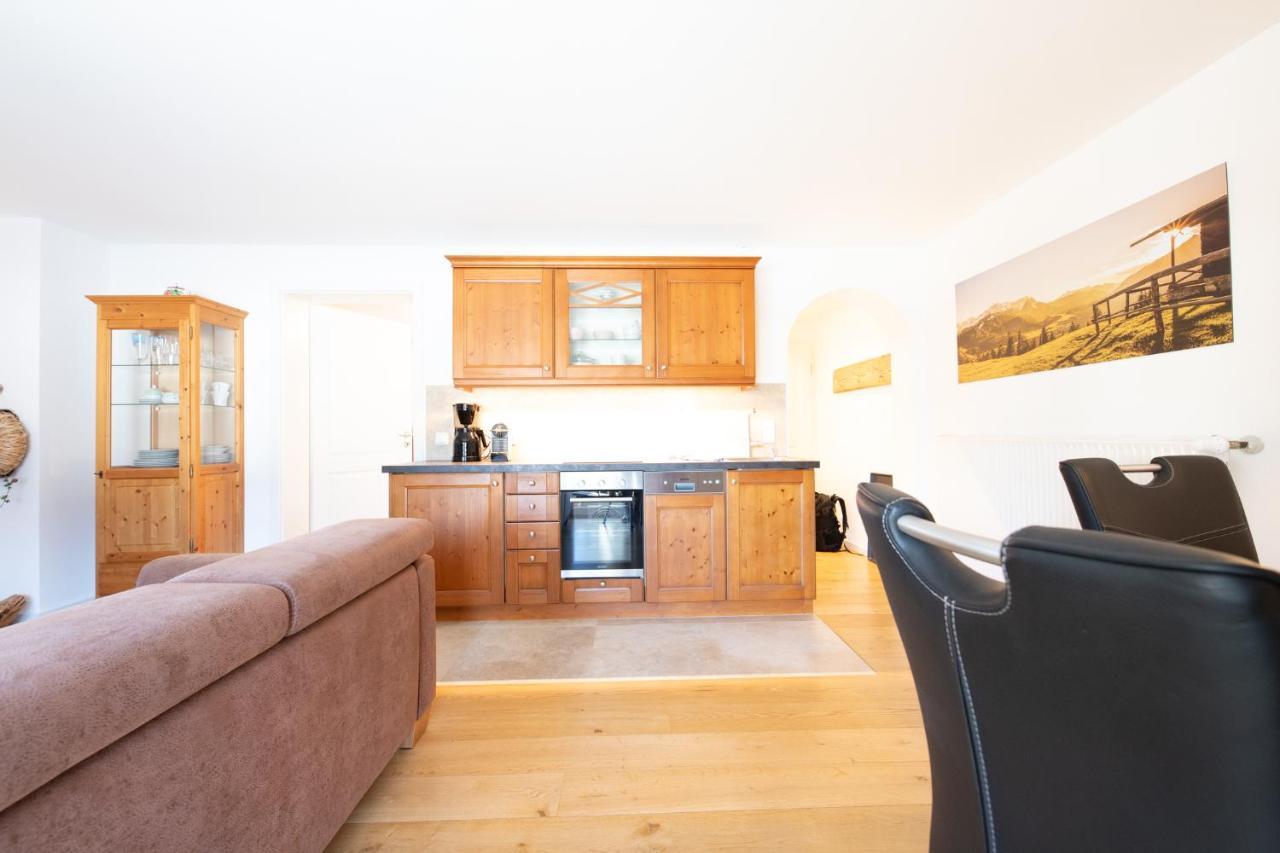 Grossa Waxlstoa Apartment การ์มิช-พาร์เทนเคียร์เชน ภายนอก รูปภาพ