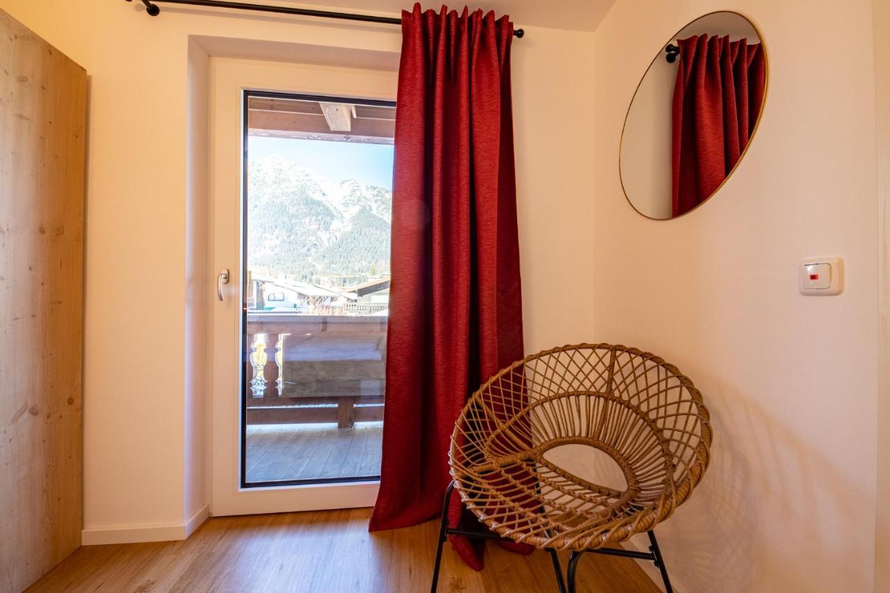 Grossa Waxlstoa Apartment การ์มิช-พาร์เทนเคียร์เชน ภายนอก รูปภาพ